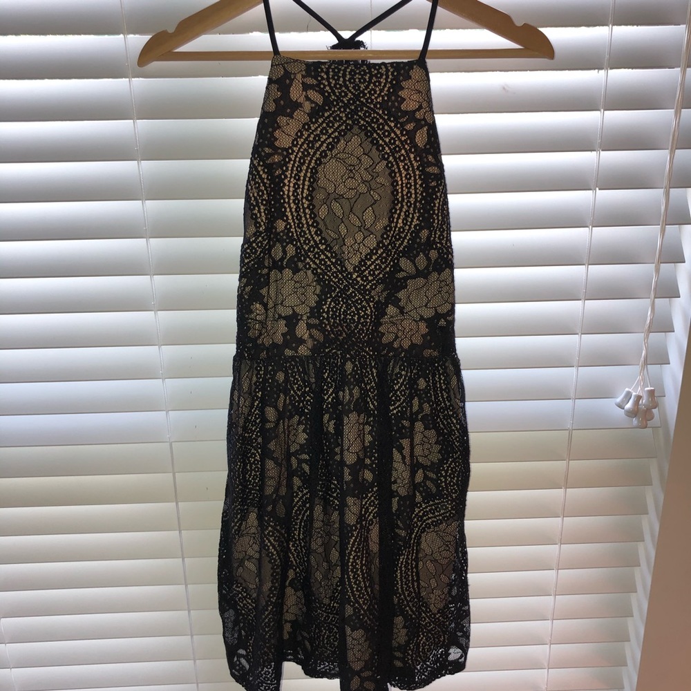 Francesca’s Black Lace Dress🖤🤍🖤
